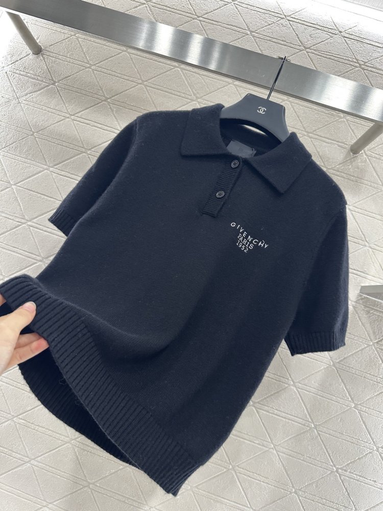 Футболка жіноча фото 6