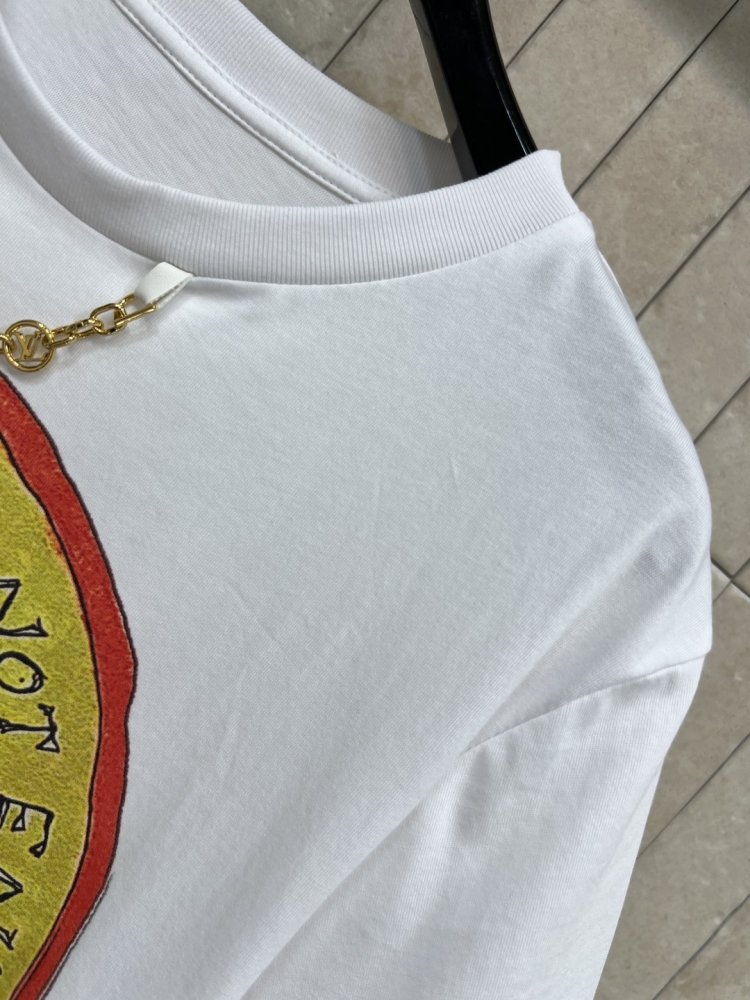 T-shirt women's фото 6