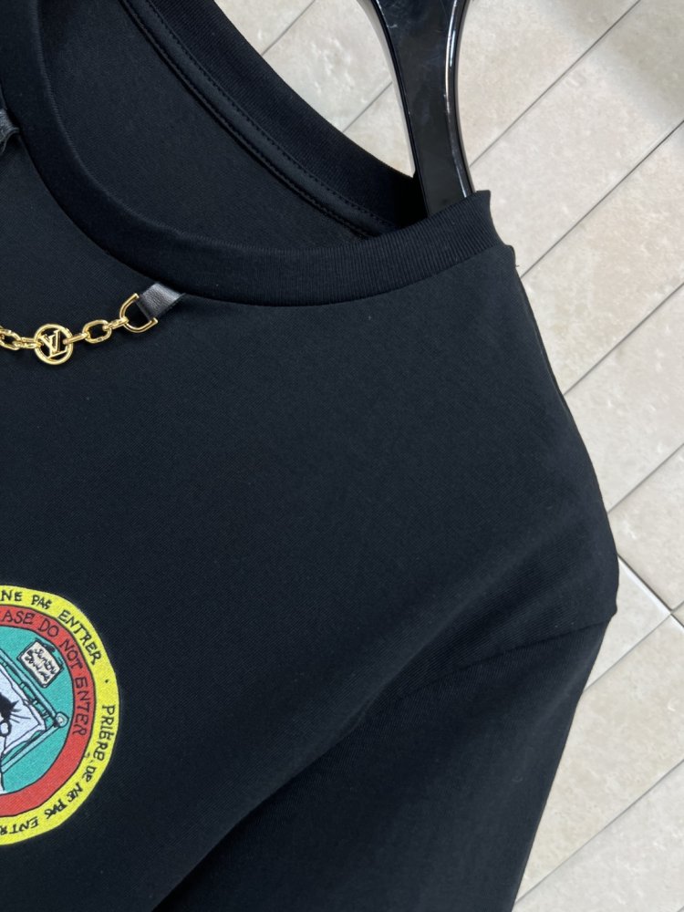 T-shirt women's фото 6