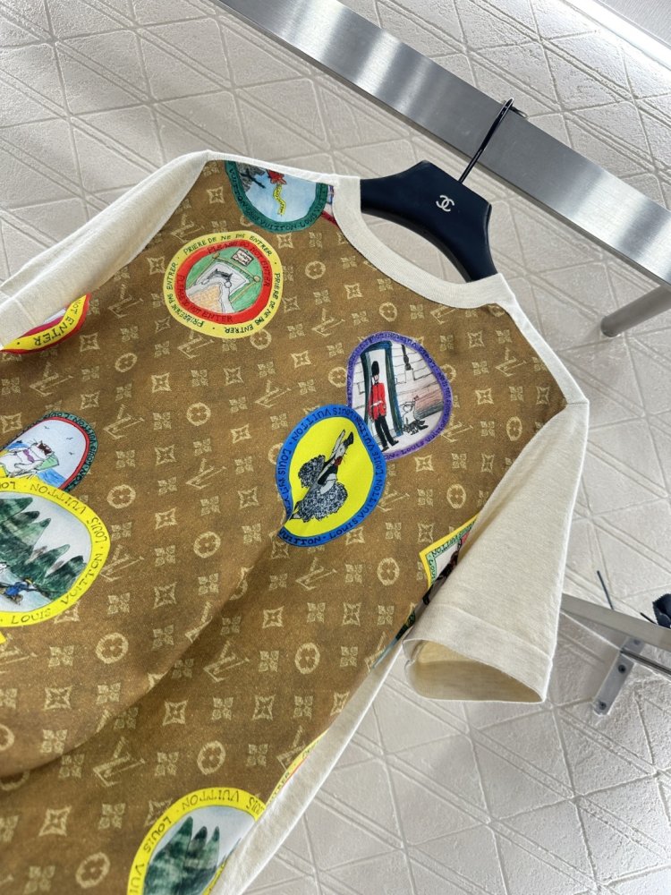 T-shirt women's фото 6