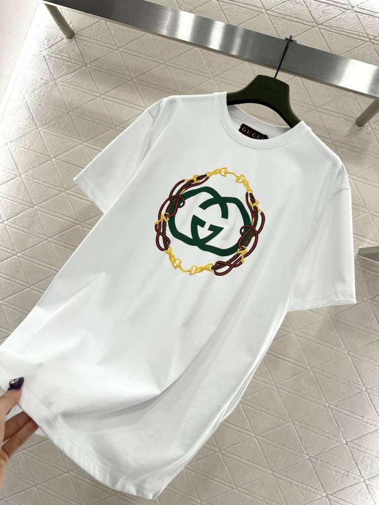 Футболка жіноча фото 6