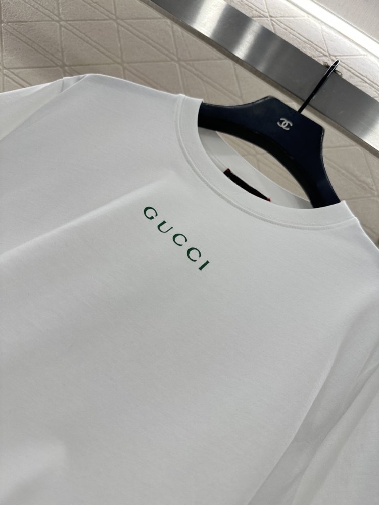 T-shirt women's фото 6