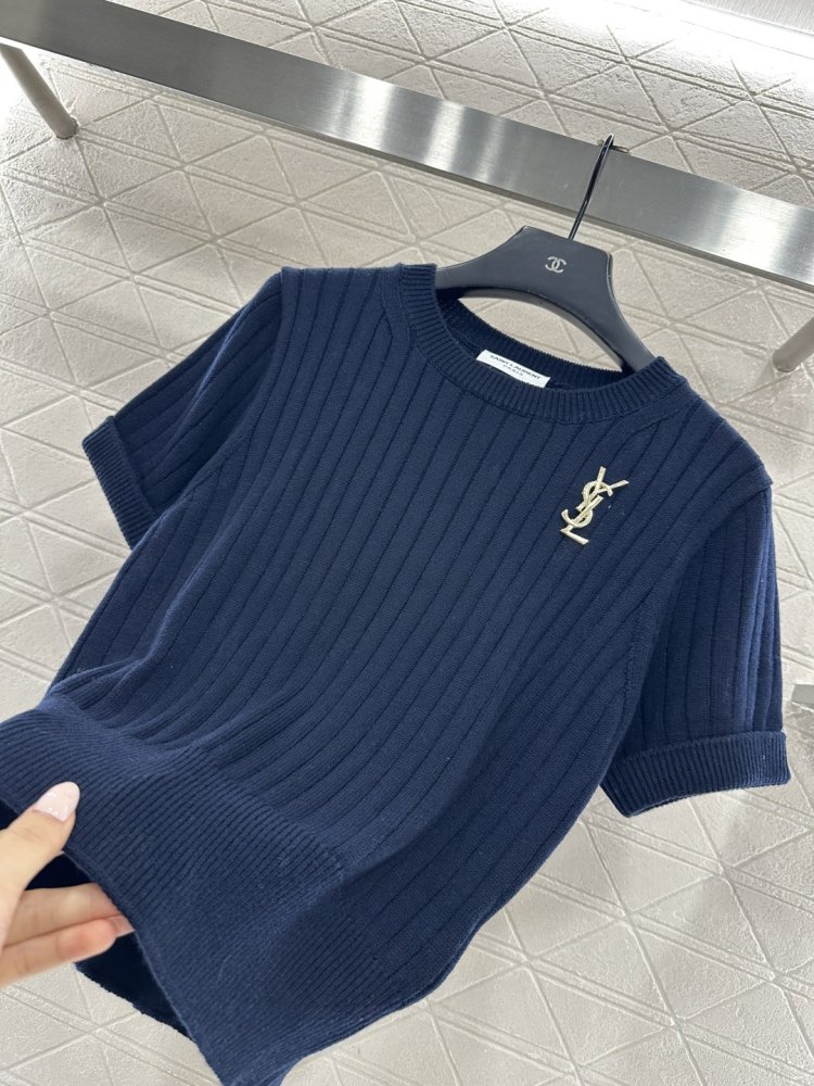 T-shirt women's фото 6