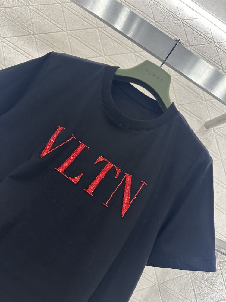 Футболка жіноча фото 6