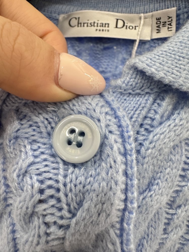 Футболка жіноча фото 6