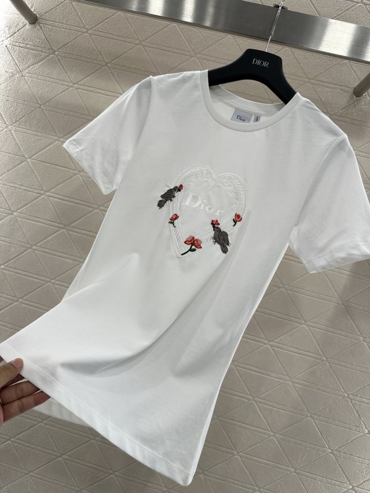 Футболка жіноча фото 6