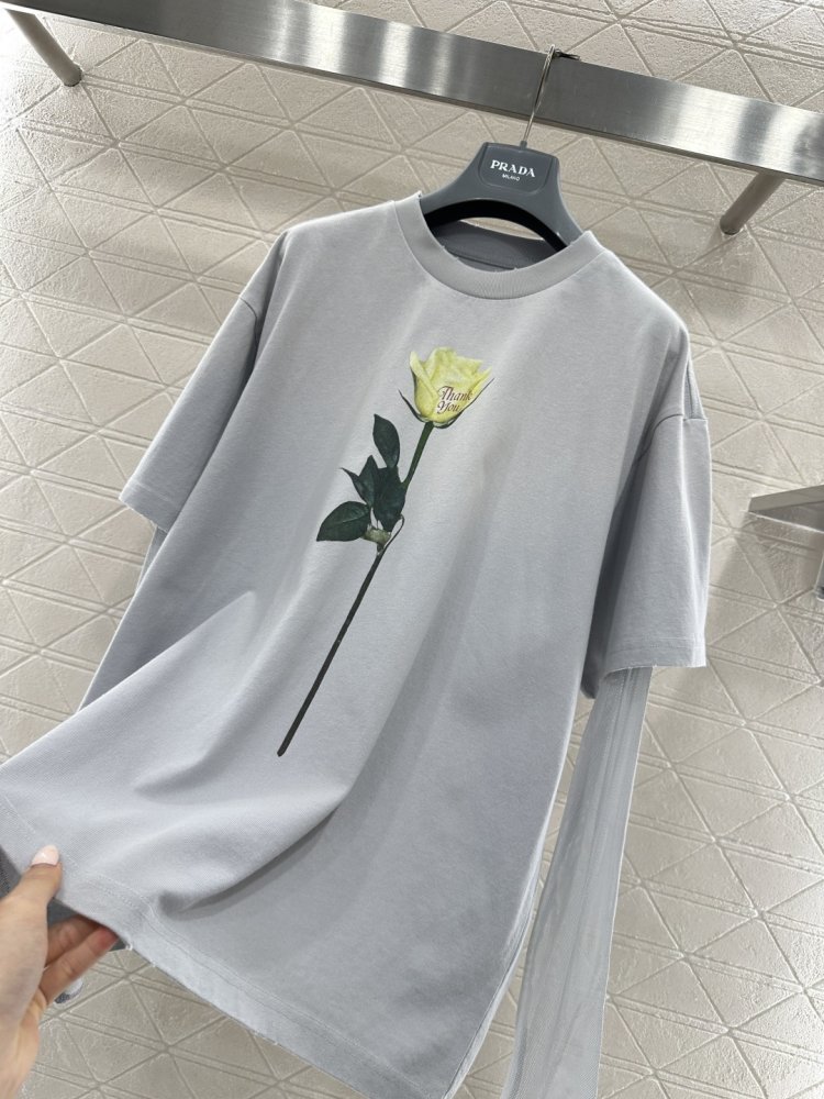 Футболка жіноча фото 6