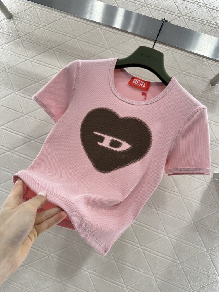 T-shirt women's фото 6