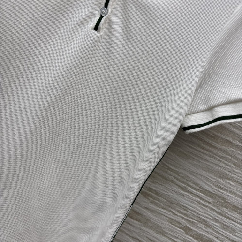 T-shirt women's фото 7