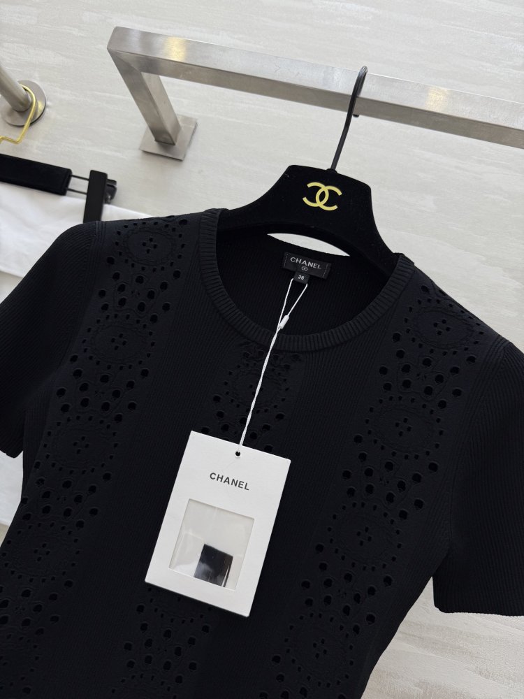 Футболка жіноча фото 7