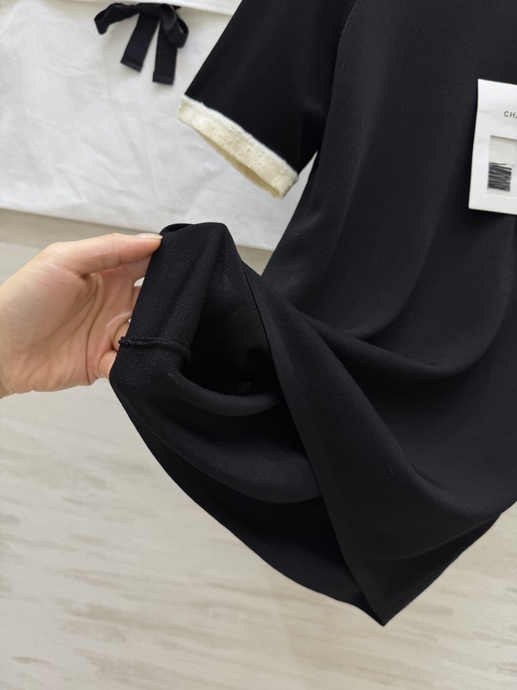 Футболка жіноча фото 7