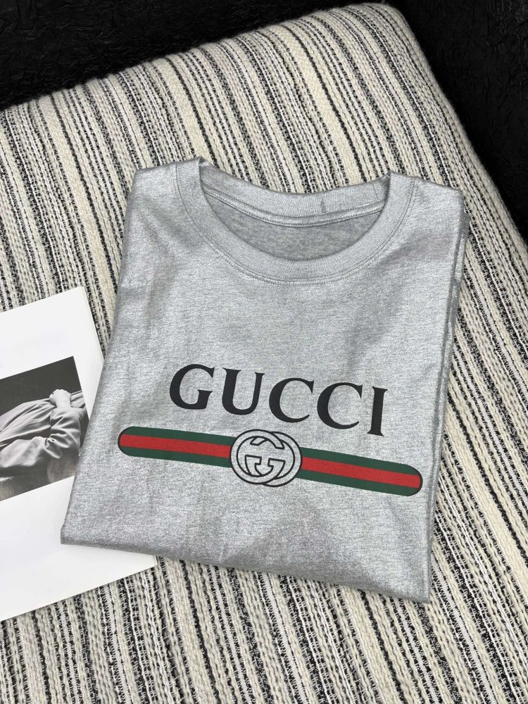 T-shirt women's фото 7