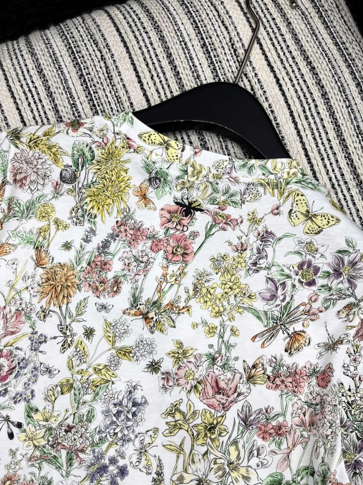 Футболка жіноча фото 7