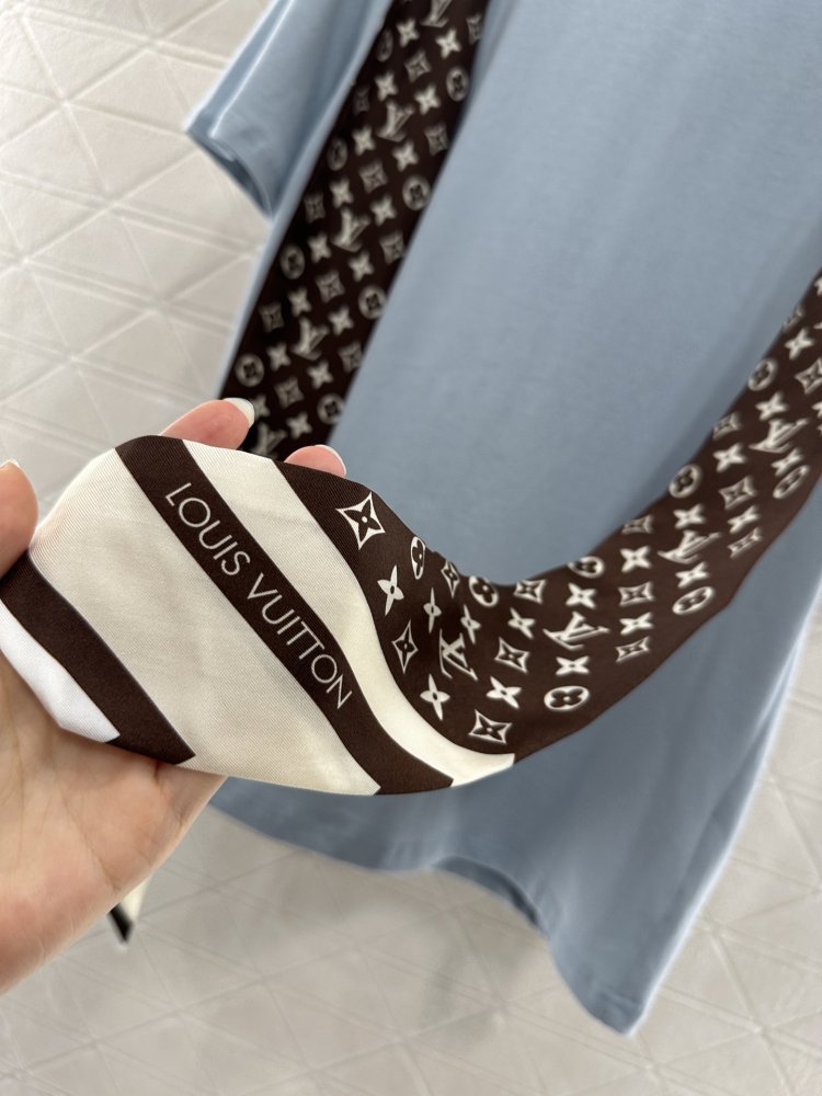 Футболка жіноча фото 7