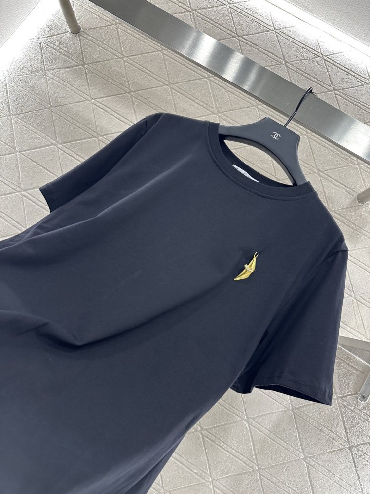 Футболка жіноча фото 7