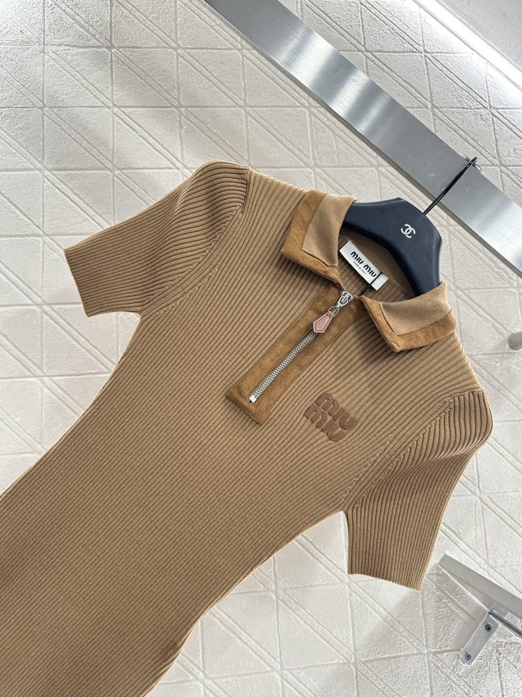 Футболка жіноча фото 7