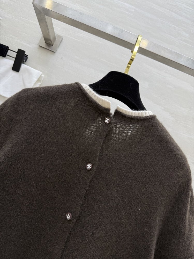 T-shirt women's фото 7