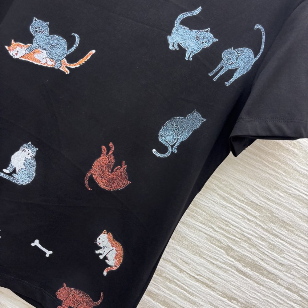 T-shirt women's фото 7