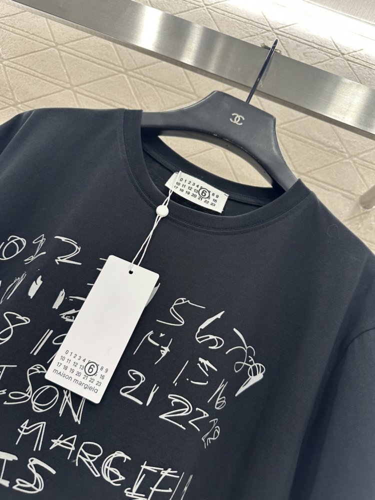 T-shirt women's фото 7