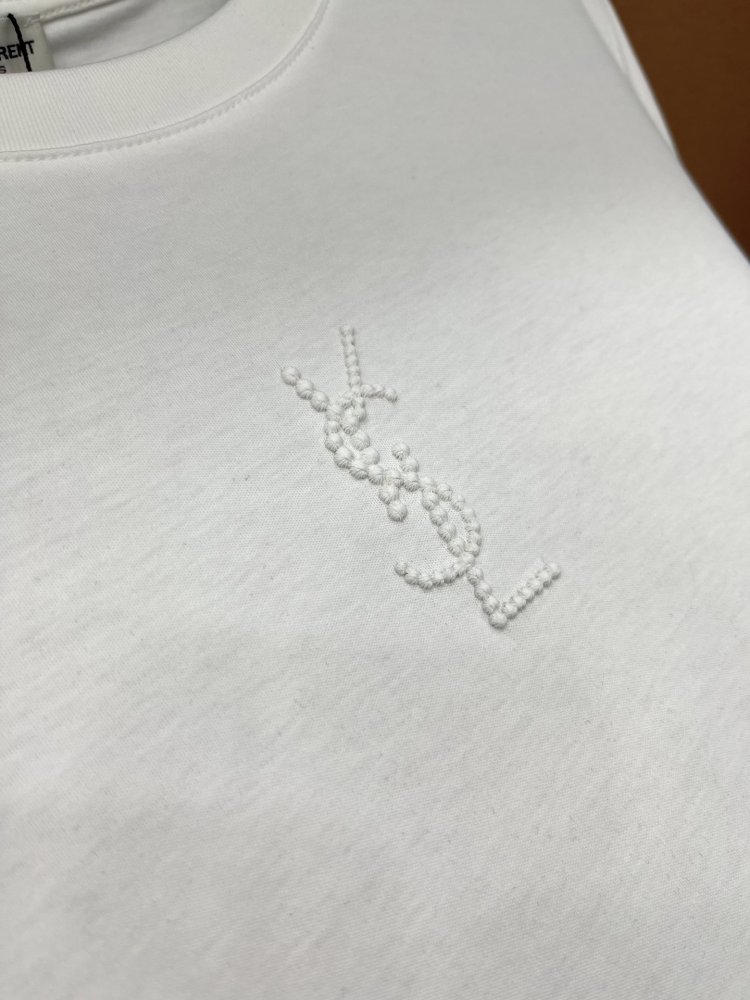 T-shirt women's фото 7