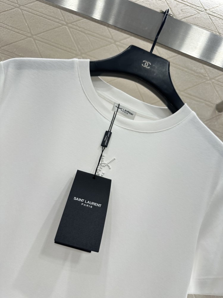 T-shirt women's фото 7