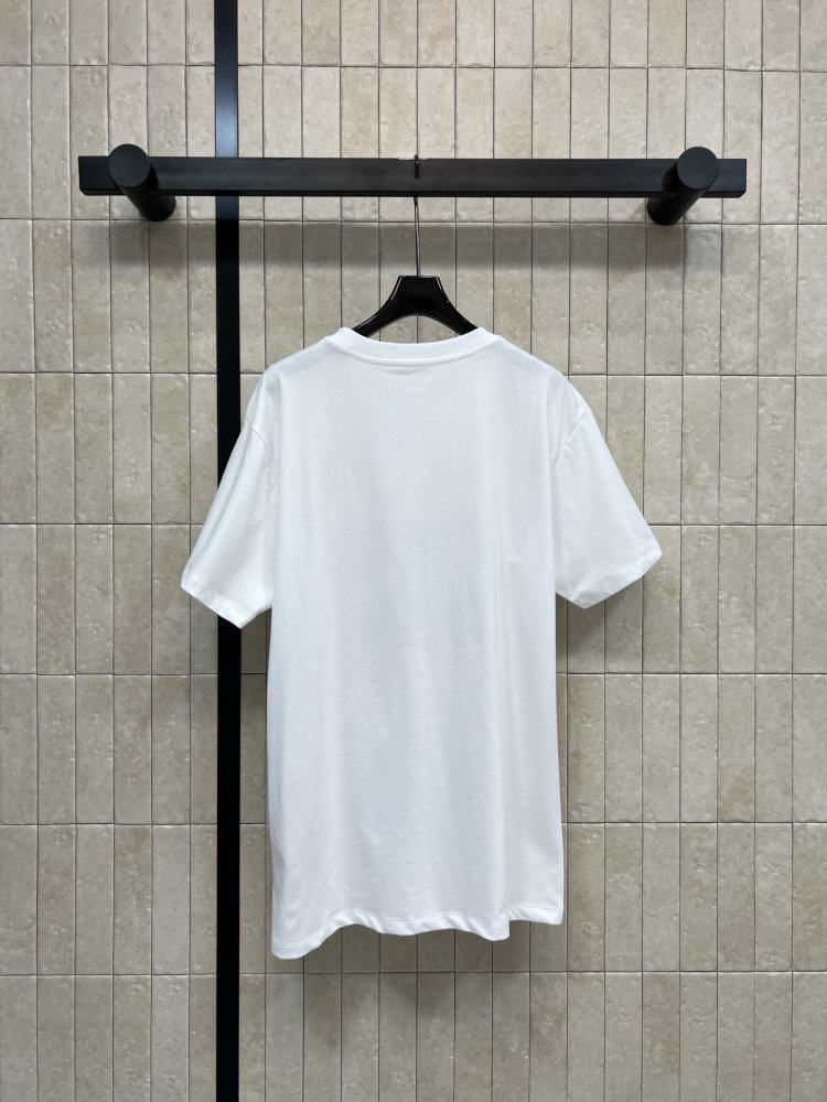 T-shirt women's фото 7