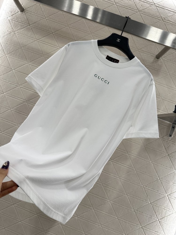 T-shirt women's фото 7