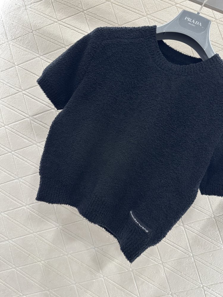 Футболка жіноча фото 7