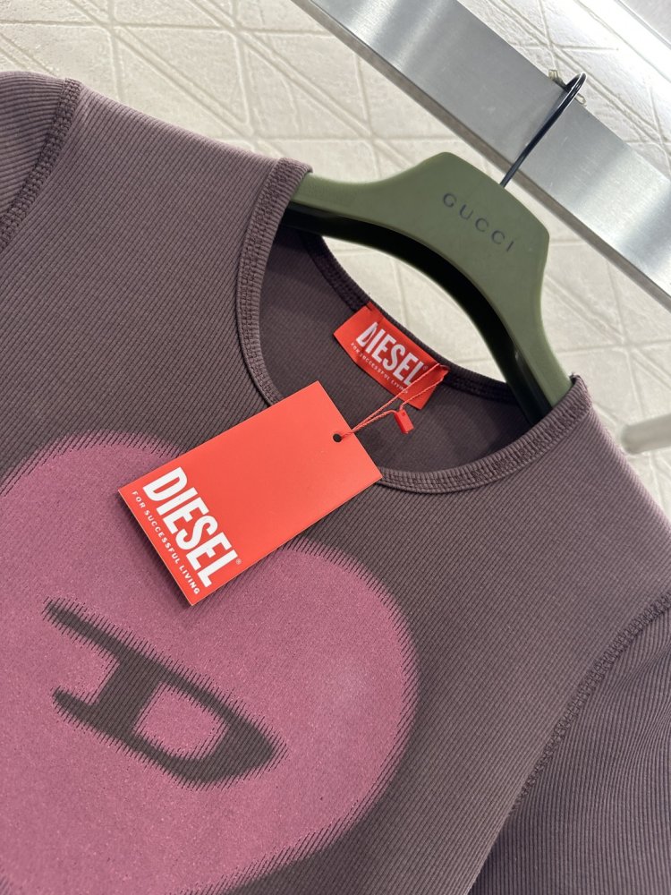 Футболка женская фото 7