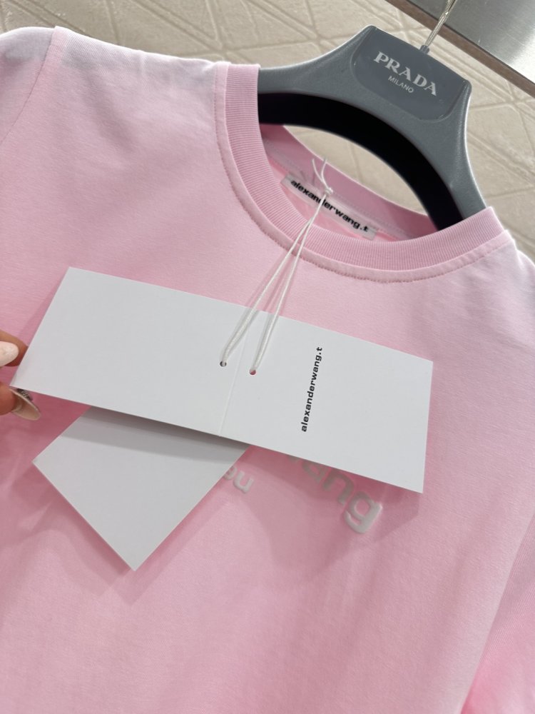 Футболка жіноча фото 7