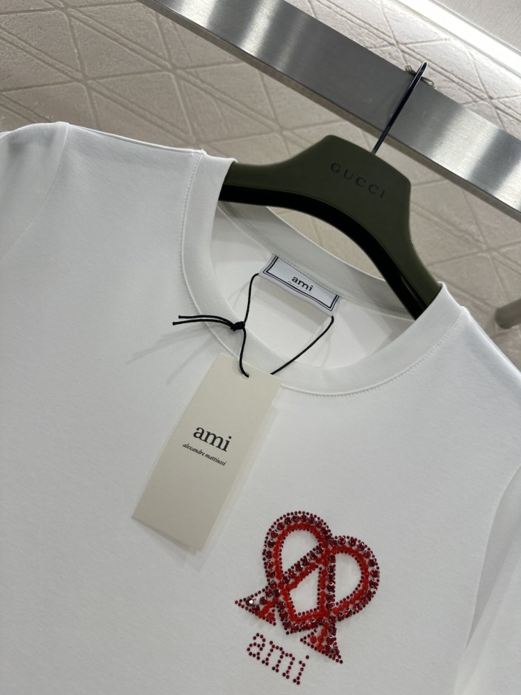 T-shirt women's фото 7