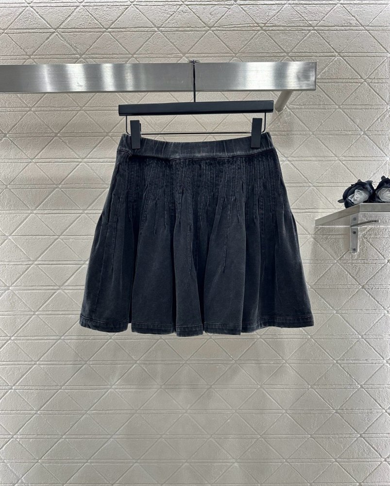 Футболка жіноча фото 8