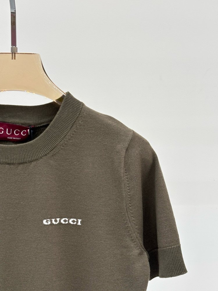 T-shirt women's фото 8