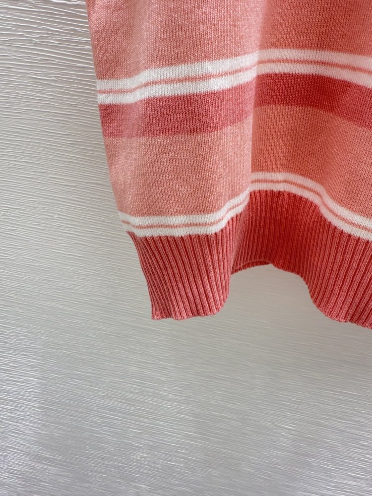 T-shirt women's фото 8