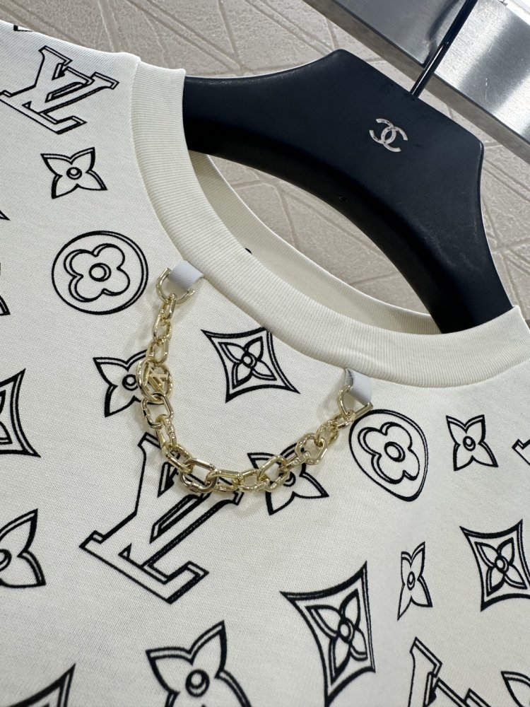 Футболка жіноча фото 8