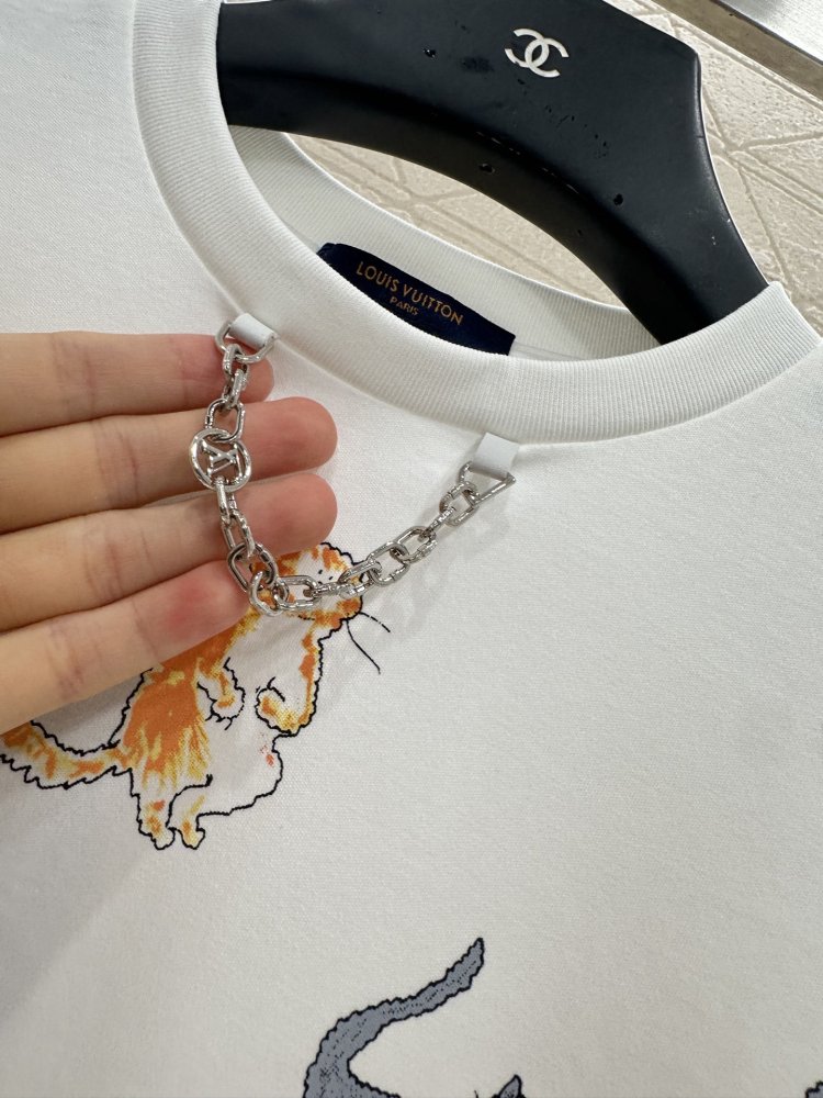 Футболка жіноча фото 8