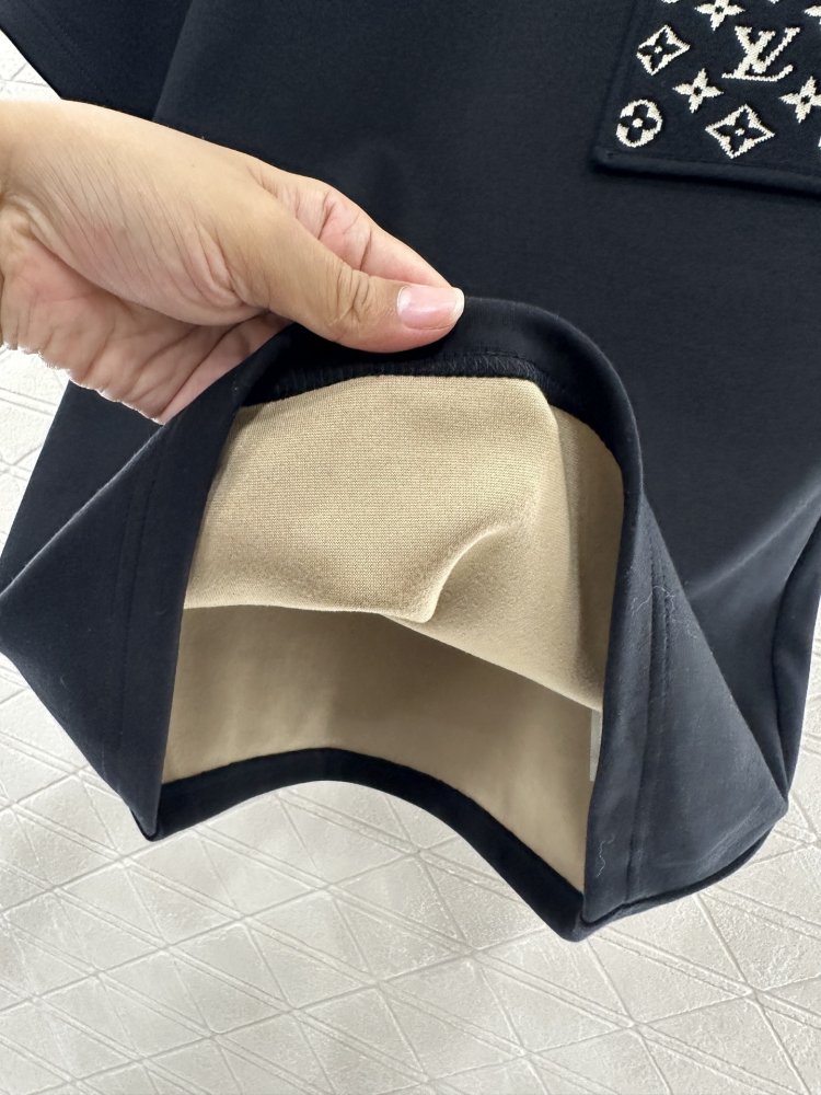 Футболка жіноча фото 8