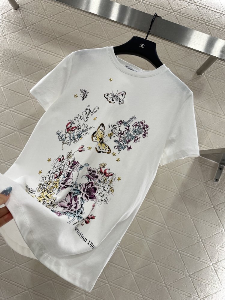 T-shirt women's фото 8