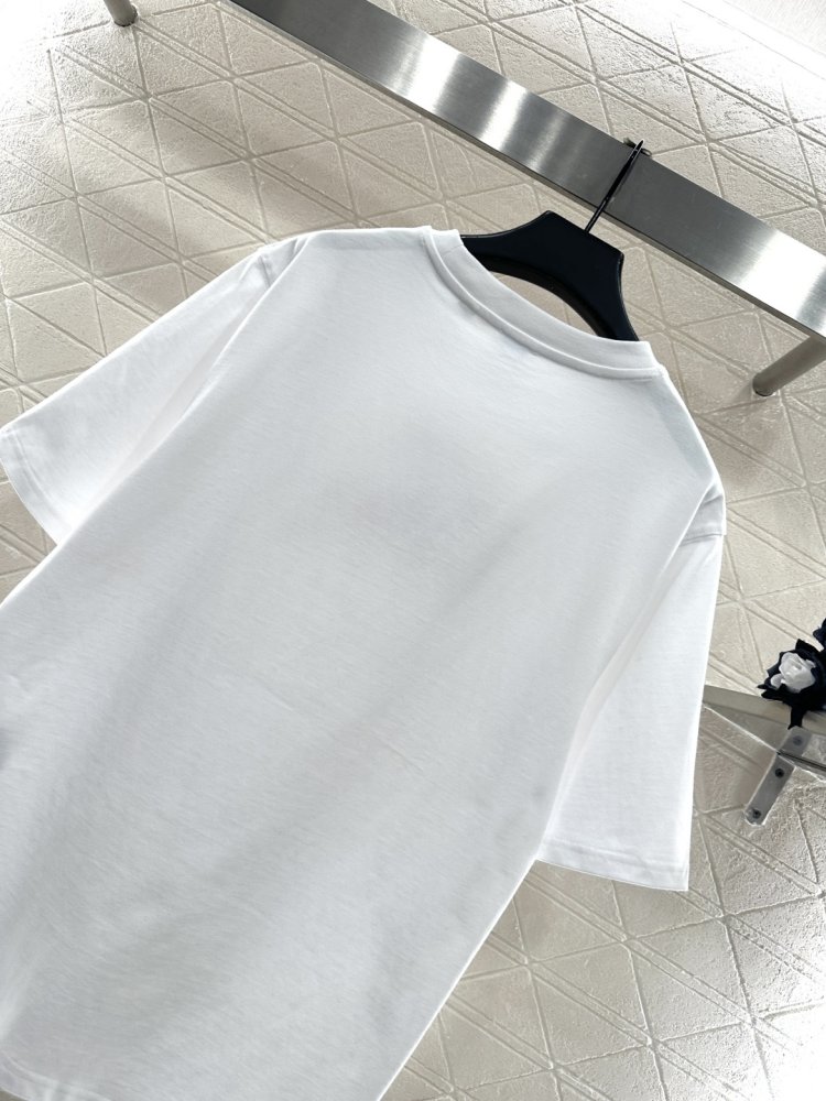 T-shirt women's фото 8