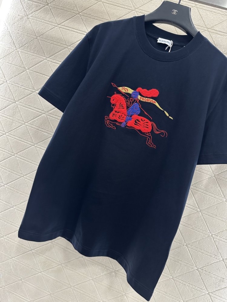 T-shirt women's фото 8