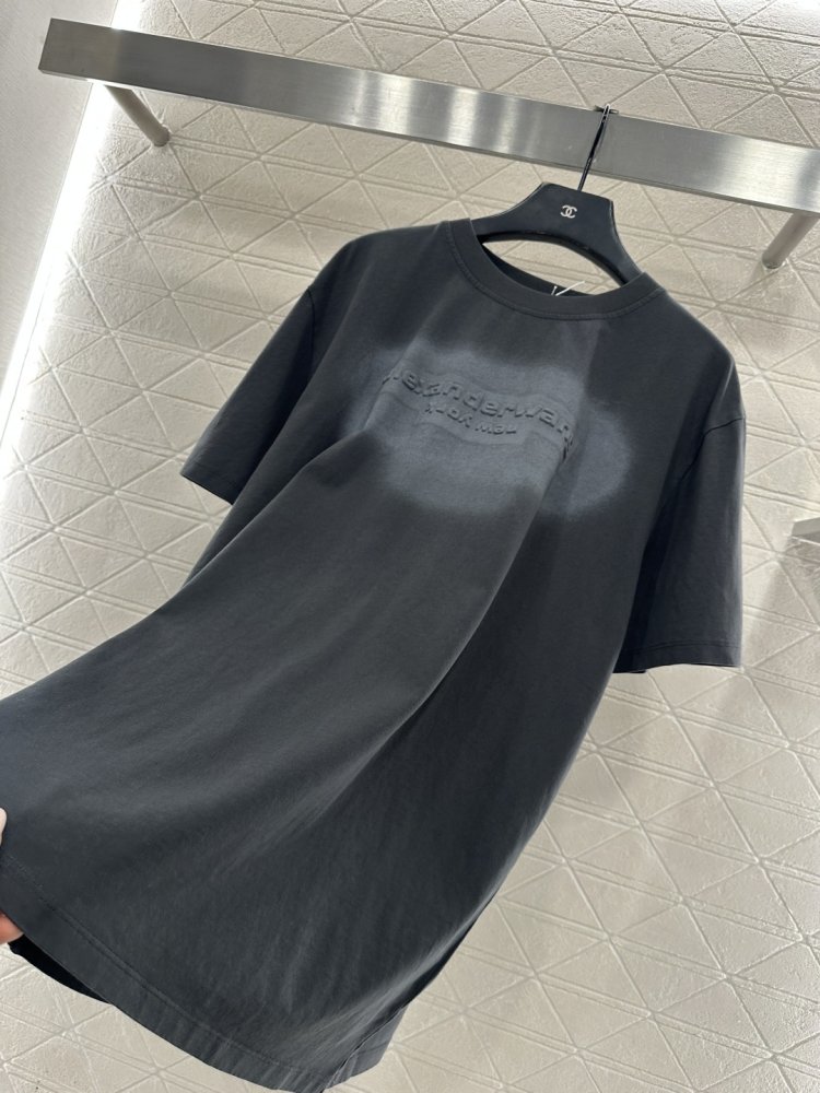 Футболка жіноча фото 8