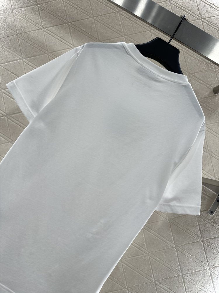 T-shirt women's фото 8