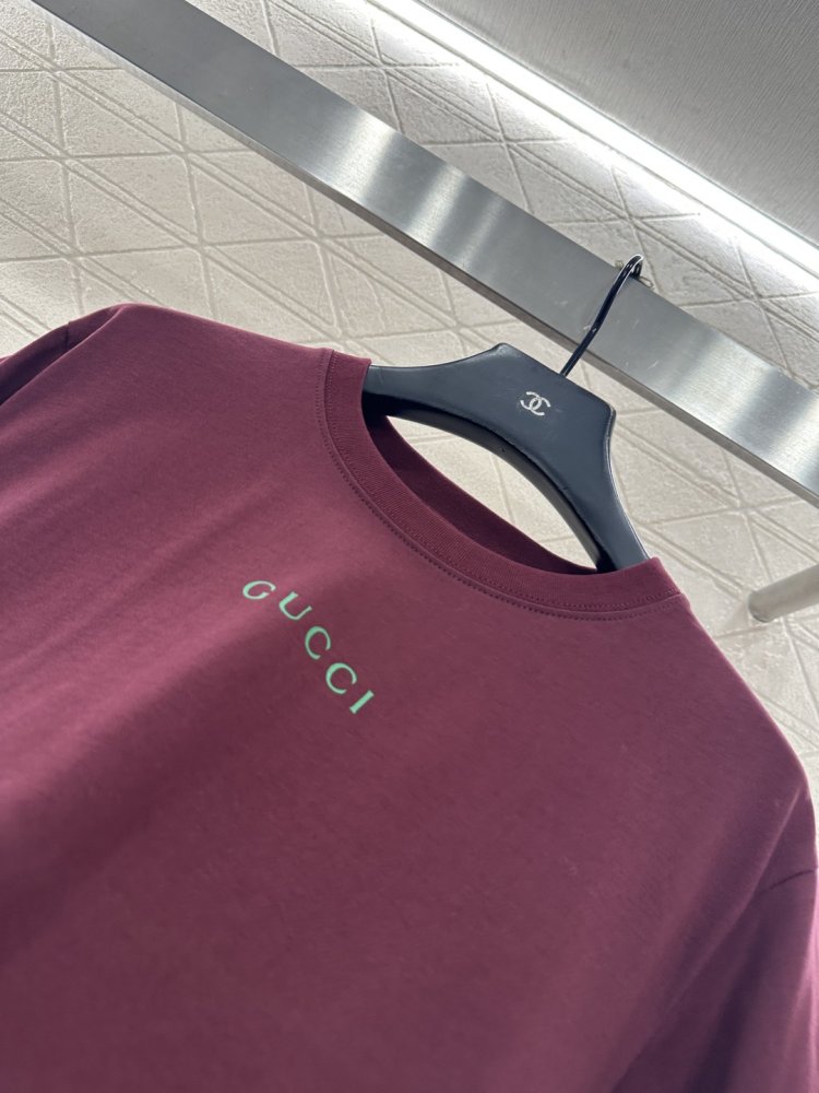 Футболка жіноча фото 8