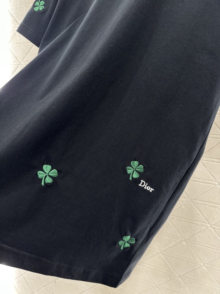 T-shirt women's фото 8