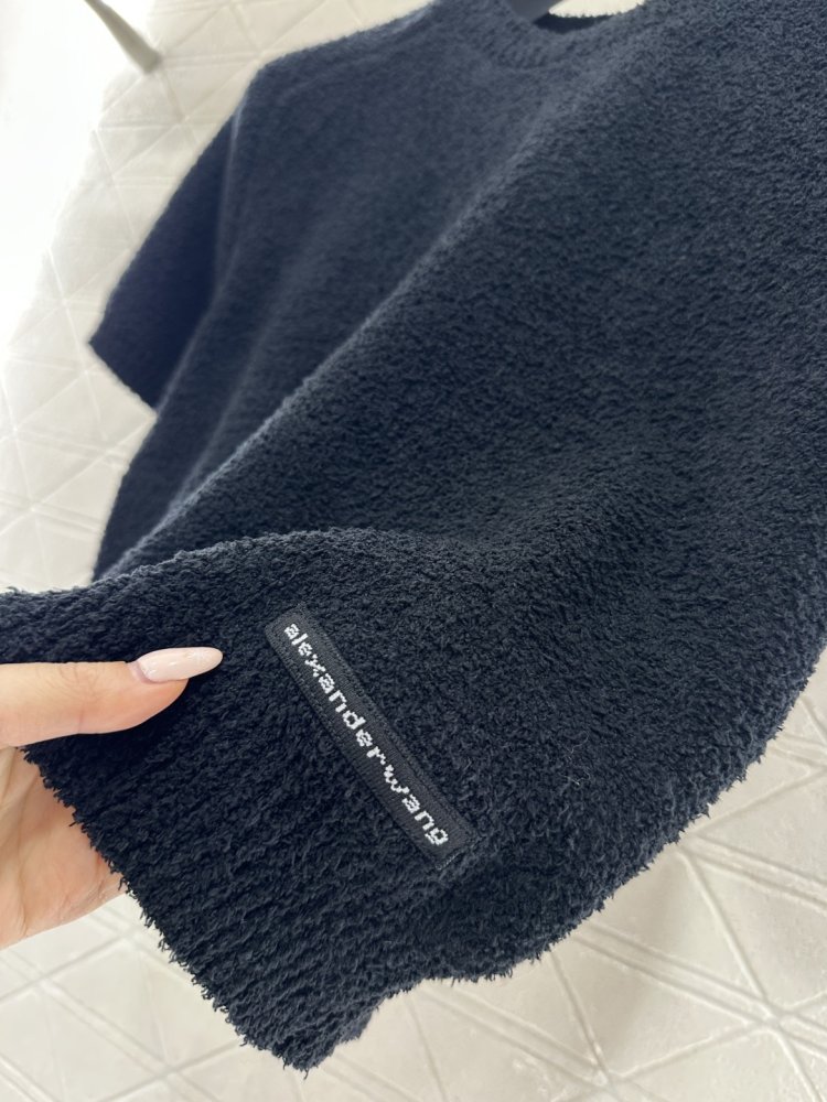 Футболка жіноча фото 8