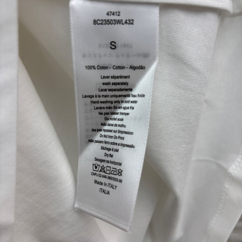 Футболка жіноча фото 9