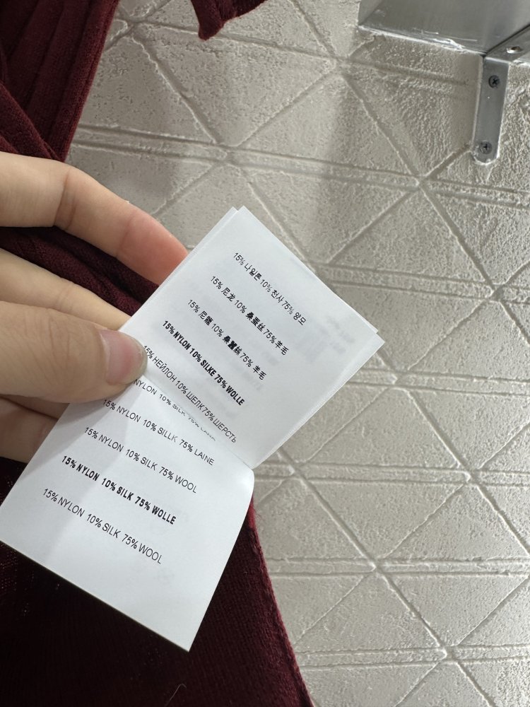 Футболка жіноча фото 9