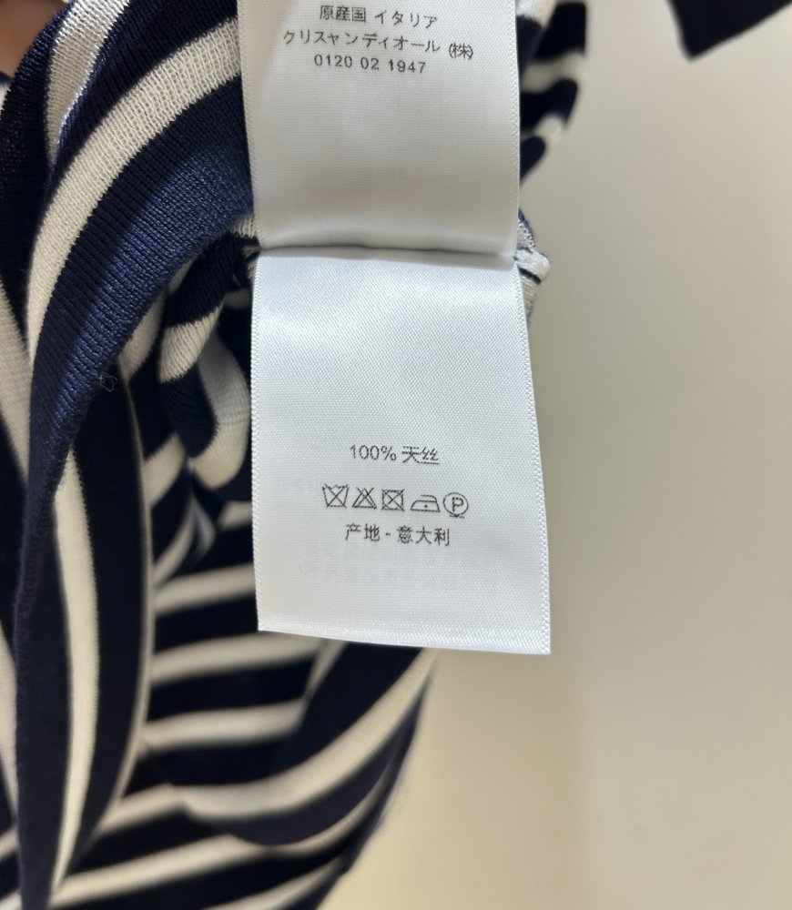 Футболка жіноча фото 9