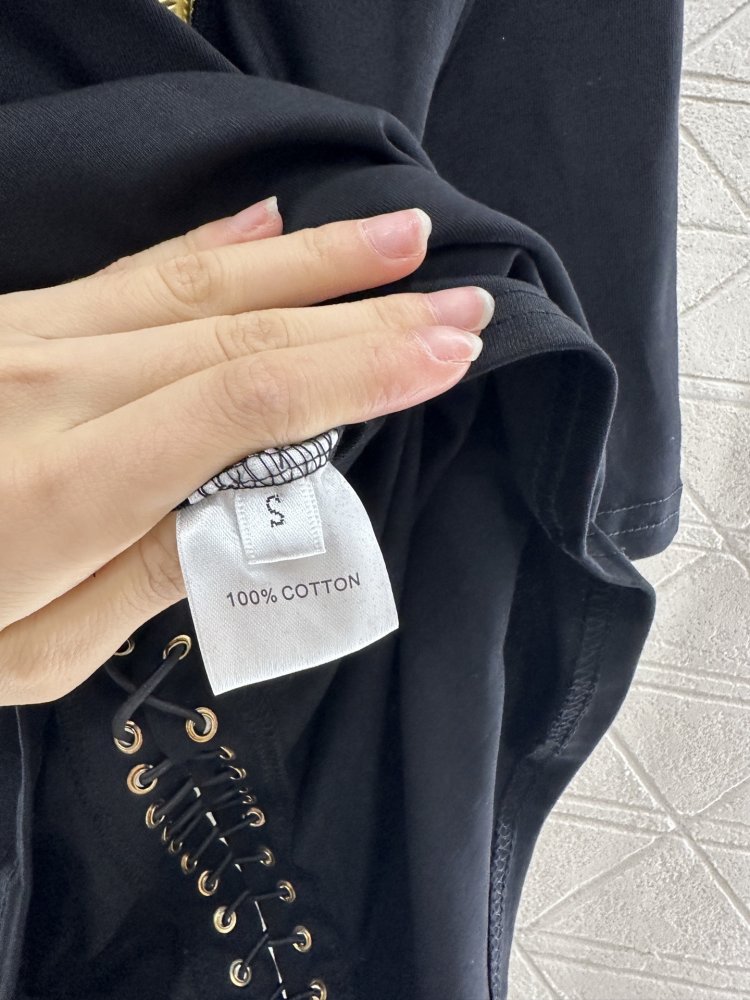 Футболка жіноча фото 9