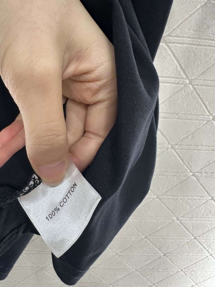 Футболка жіноча фото 9